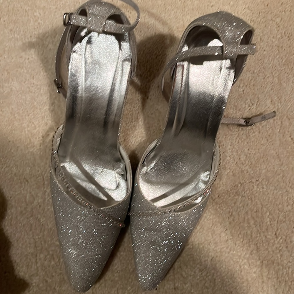 Bundle Three Shoes - image 4